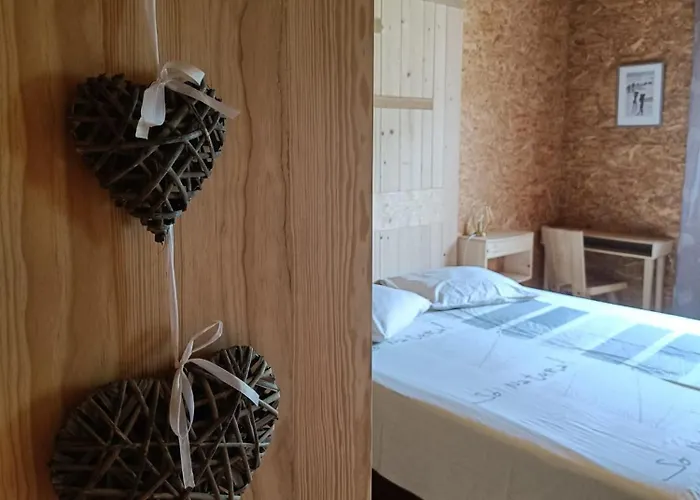 Maison Chaleureuse En Ariège Hébergement de vacances Roquefort-Les-Cascades